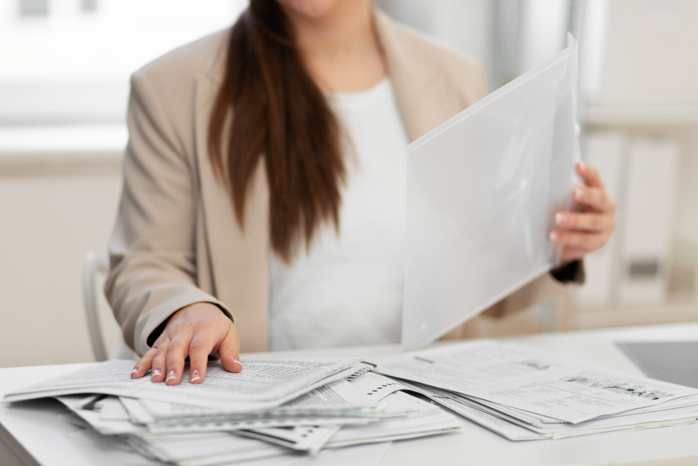 Как усыновить ребёнка из дома малютки и что такое база данных