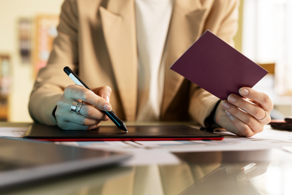 Как можно узнать, готов ли загранпаспорт: проверка