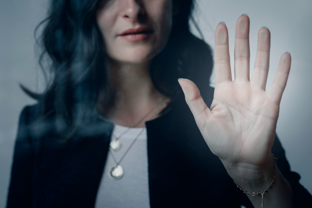 Какая статья за оскорбление личности и клевету