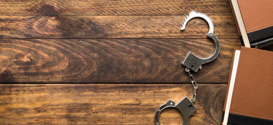 Заказать справку о несудимости через интернет (Госуслуги): инструкция по получению и срок действия документа