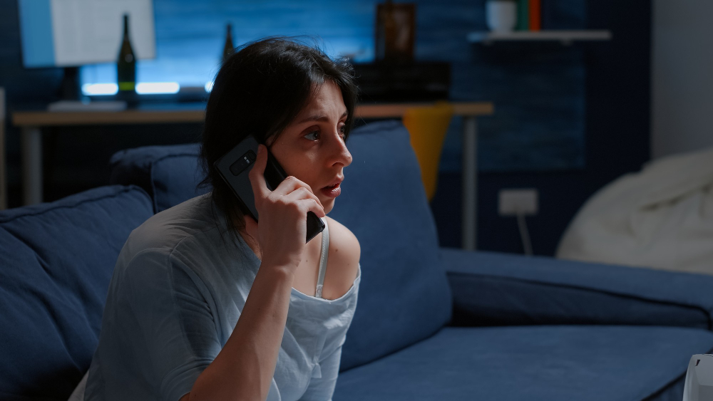 Куда звонить, если в квартире отключили свет? 7 Куда звонить, если в квартире отключили свет?